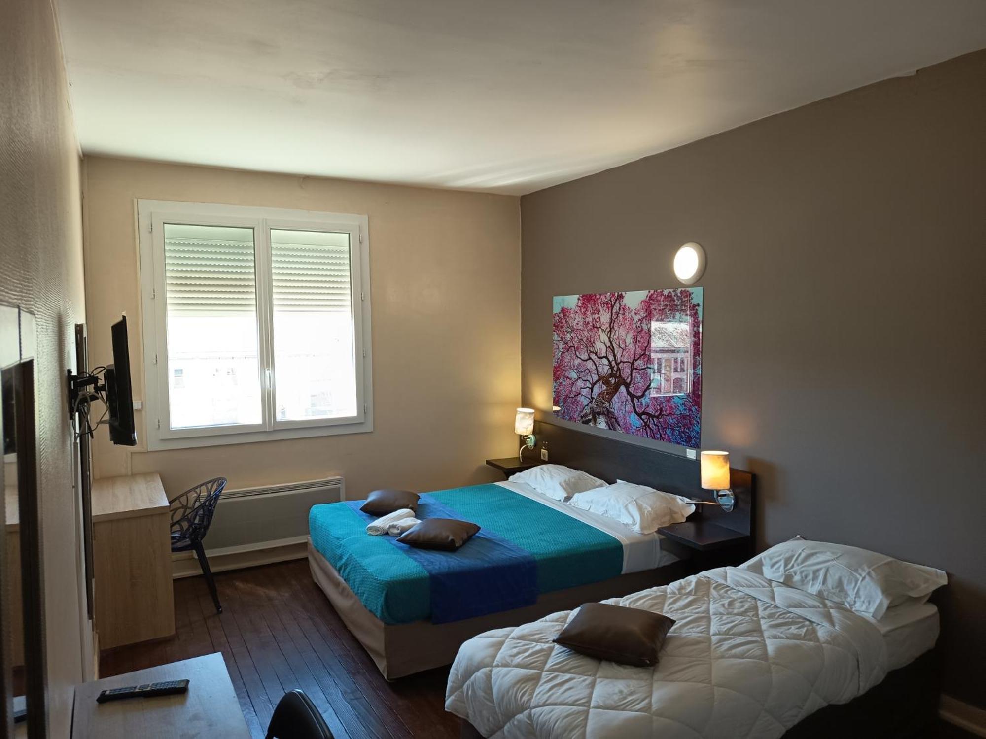 Hotel De La Gare Périgueux Kültér fotó