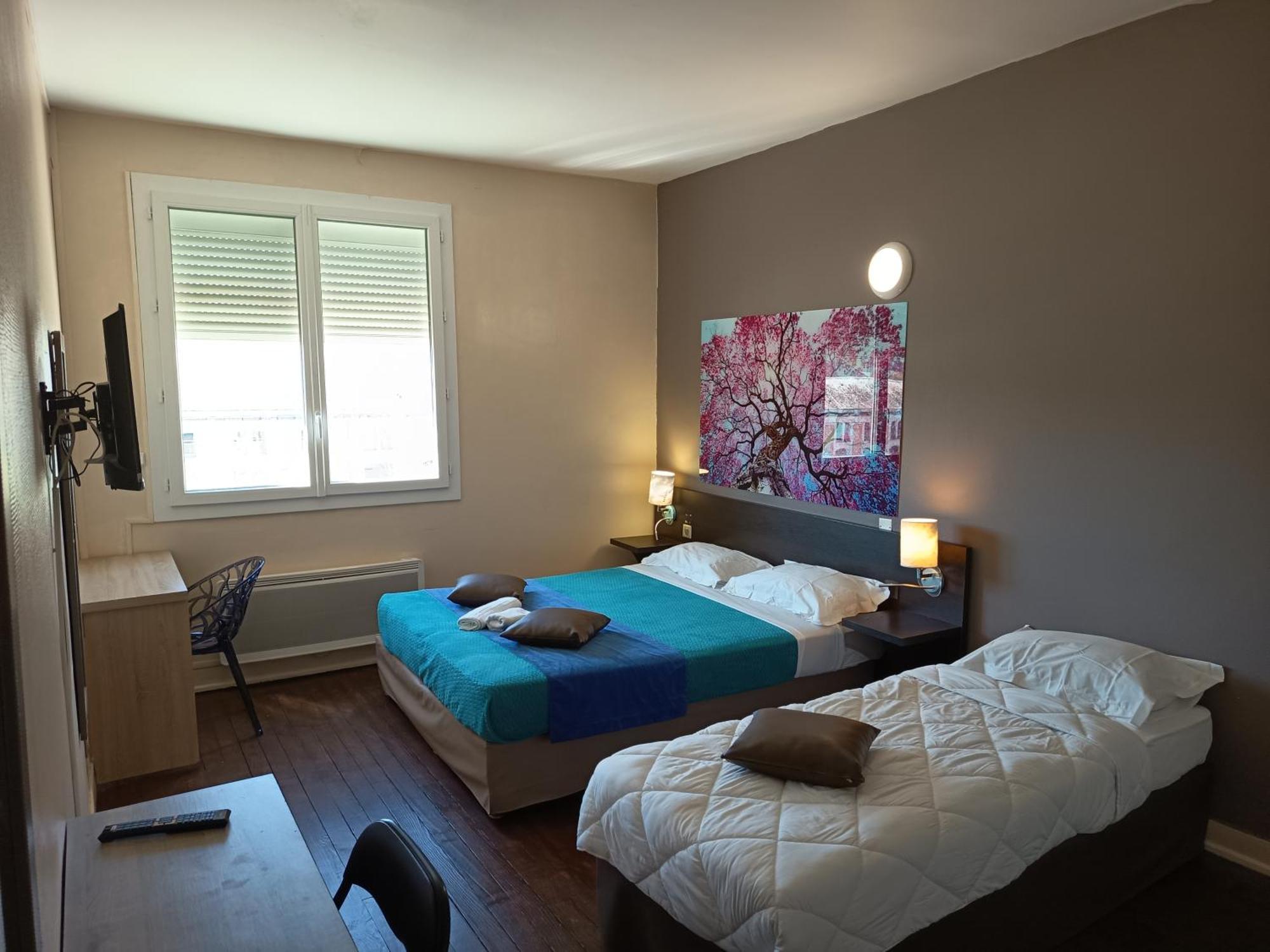 Hotel De La Gare Périgueux Kültér fotó